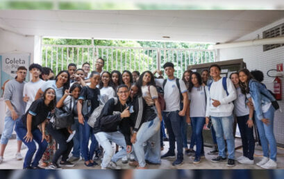 Feira das Profissões organizada pelo PET IHAC reúne estudantes da UFBA, de escolas públicas e particulares e associações de bairros de Salvador