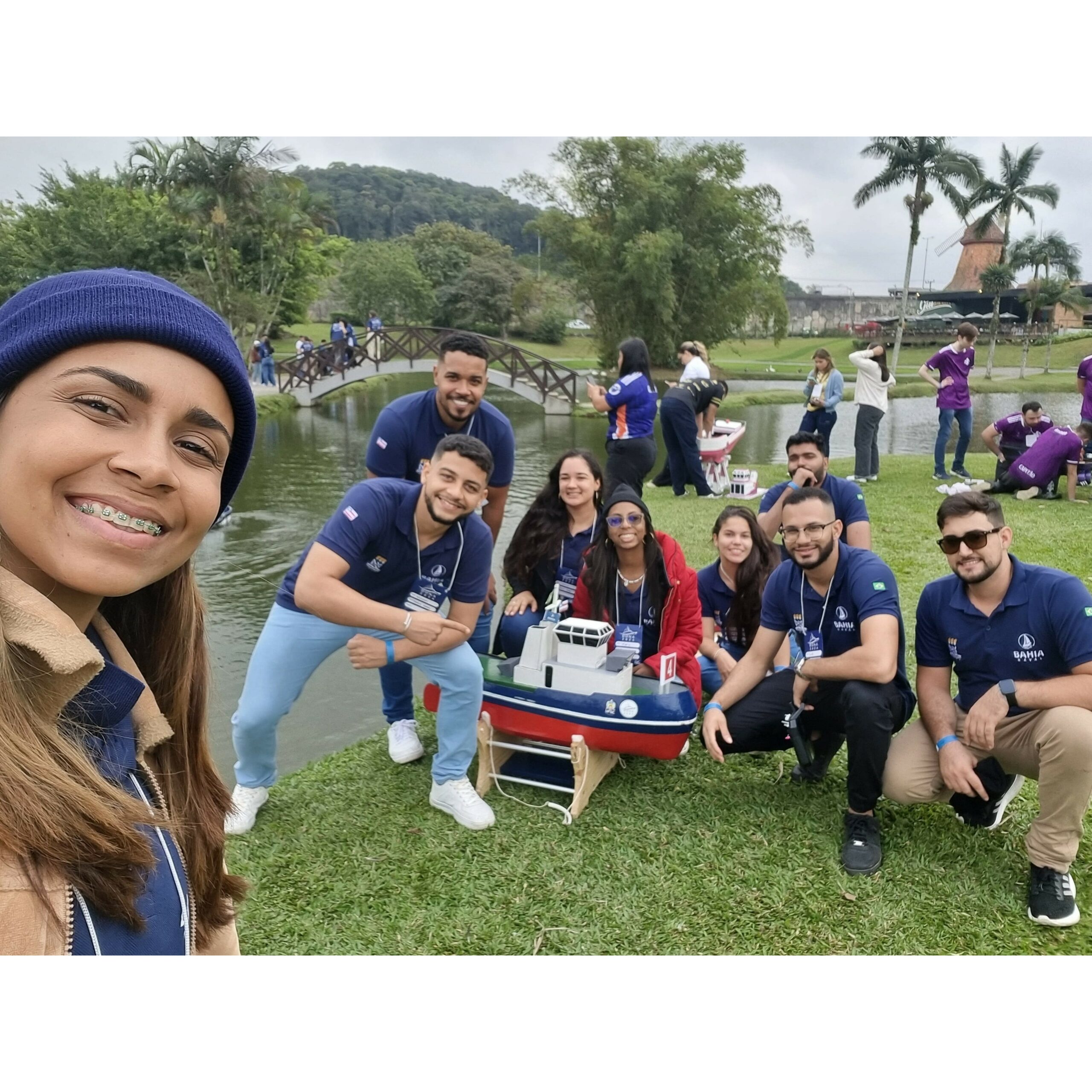 Criado por professor do IHAC, Grupo Motivacional Naval participa de desafio universitário de nautidesign na UFSC